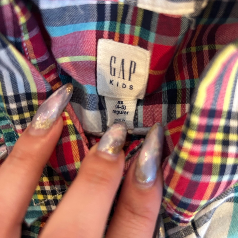 Kids button up - Picture 2 of 2